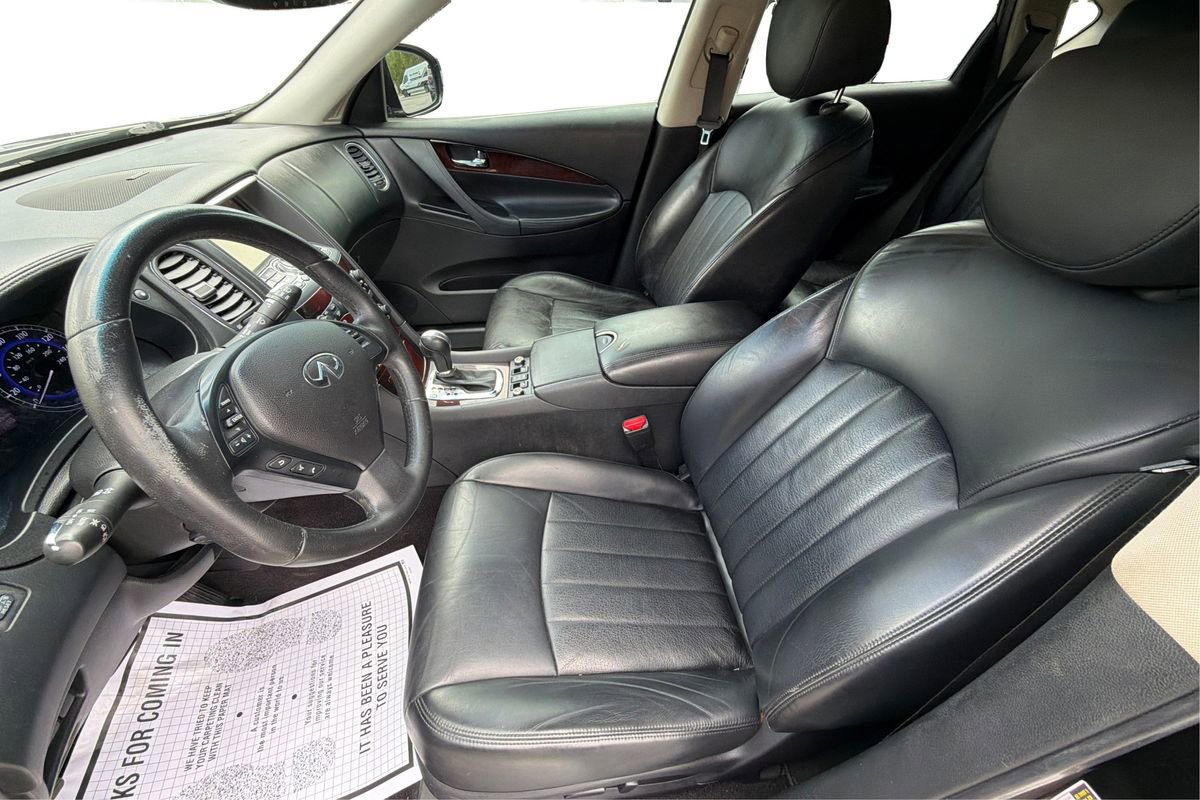 Used 2015 INFINITI QX50 AWD image 9