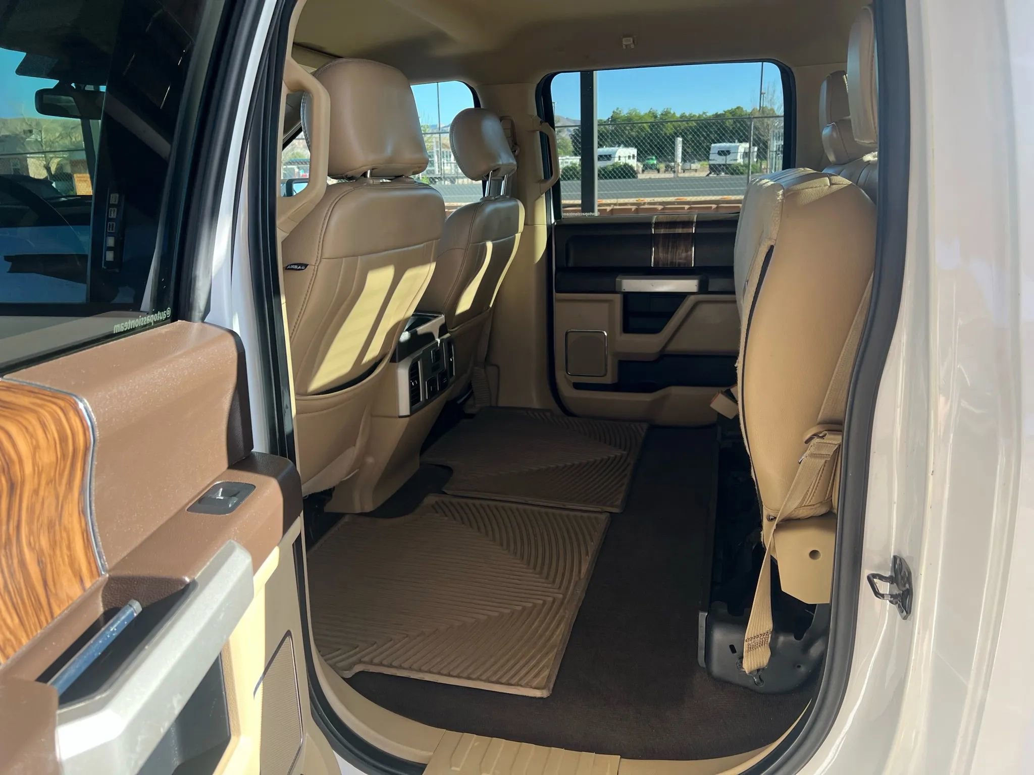 Used 2018 Ford F150 Lariat w/ Equipment Group 502A Luxury image 35