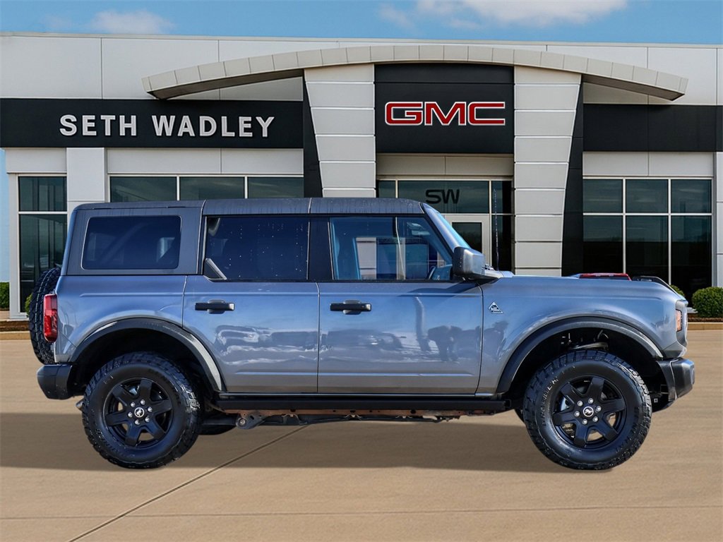 Used 2024 Ford Bronco Black Diamond image 8