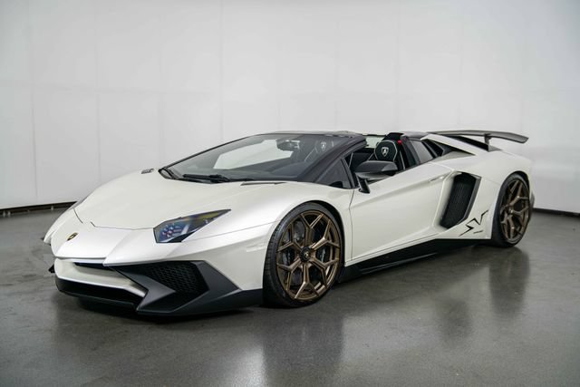 Used 2016 Lamborghini Aventador LP 750-4 Superveloce AWD/4WD image 4