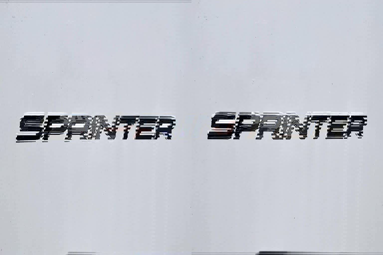 Used 2024 Mercedes-Benz Sprinter 2500 image 30