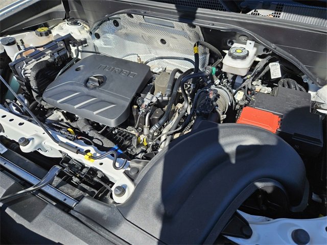 Used 2024 Buick Encore GX Sport Touring image 18