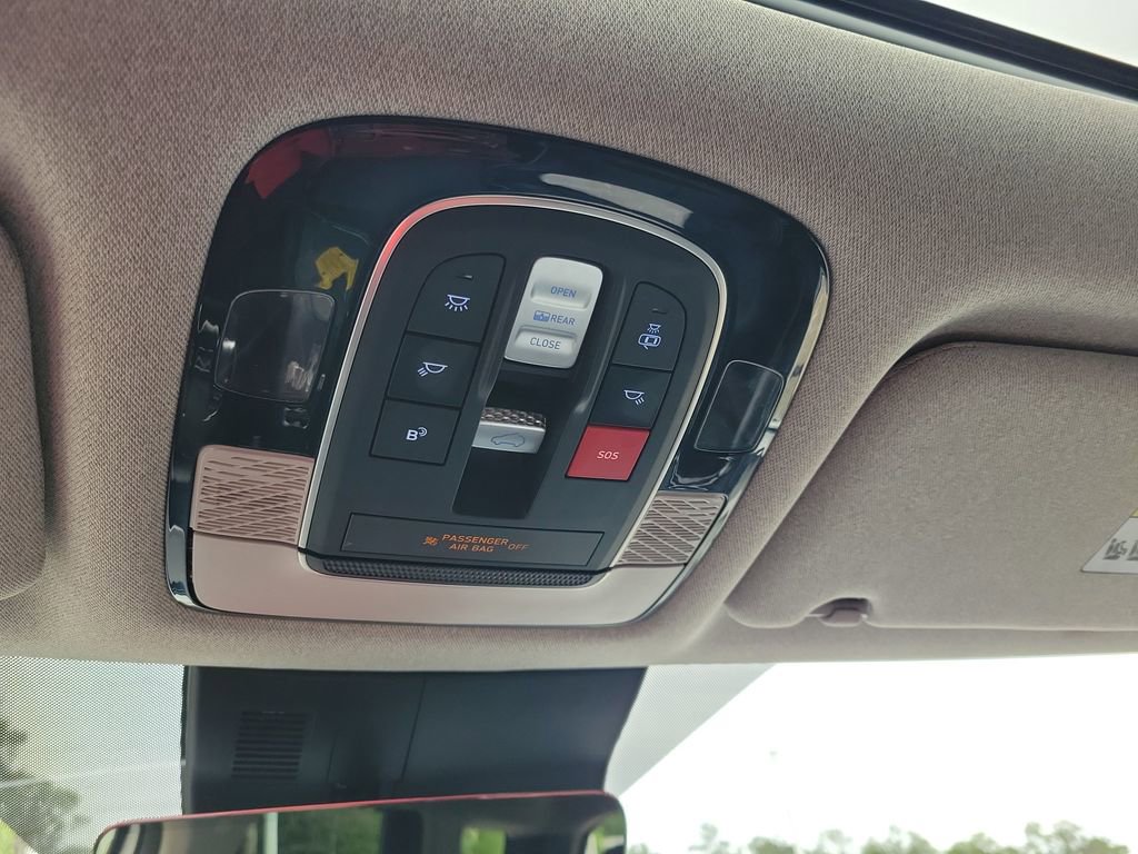 Used 2024 Hyundai Palisade Limited image 27