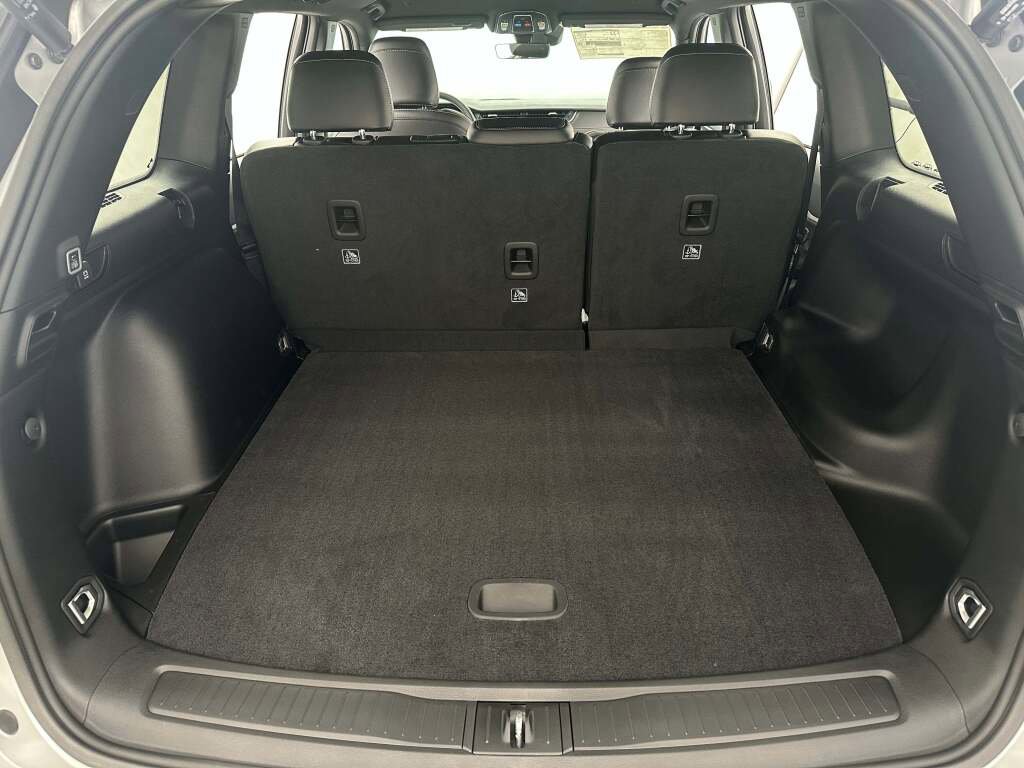 New 2025 Jeep Grand Cherokee Limited image 25