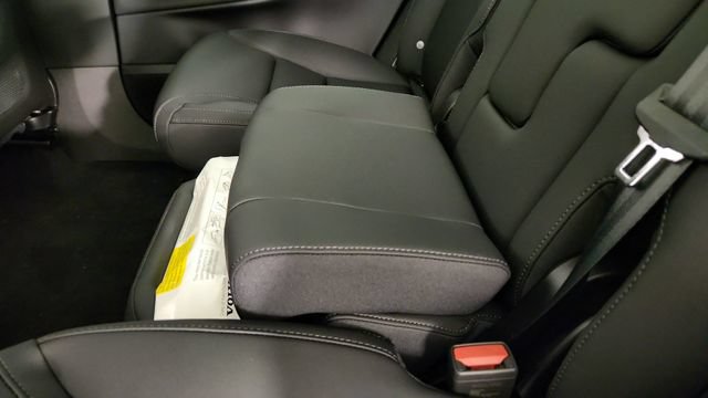 New 2026 Volvo EX90 Plus AWD/4WD image 30