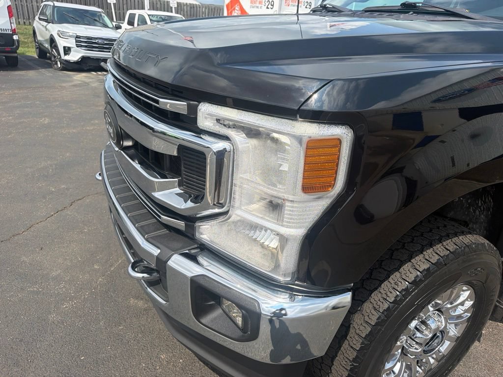 Used 2022 Ford F350 XLT w/ XLT Premium Package AWD/4WD image 15