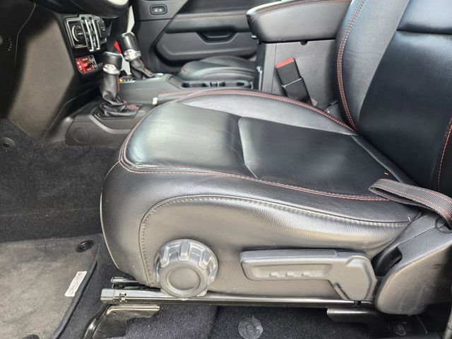 Certified 2020 Jeep Gladiator Rubicon AWD/4WD image 26