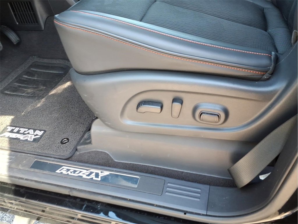 Used 2024 Nissan Titan PRO-4X w/ Off Road Protection Package image 18