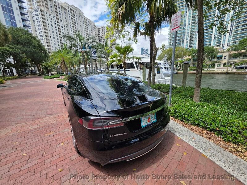 Used 2015 Tesla Model S P90D image 49