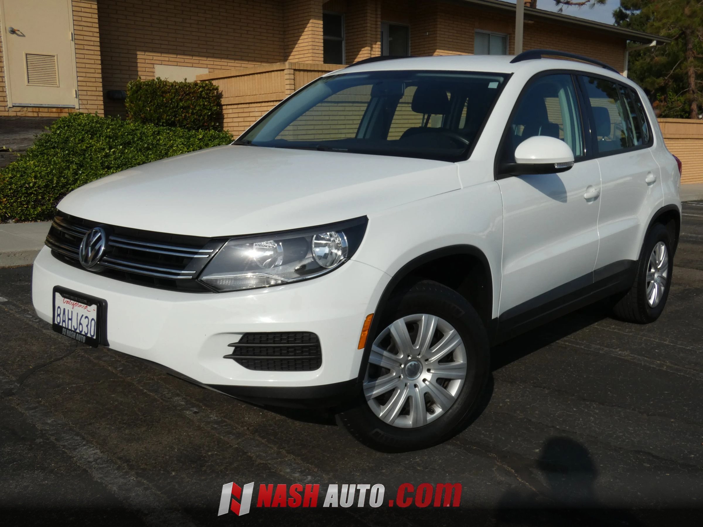 Used 2017 Volkswagen Tiguan S FWD image 14