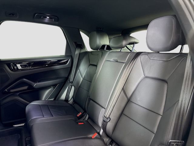 Used 2020 Porsche Cayenne AWD/4WD image 22