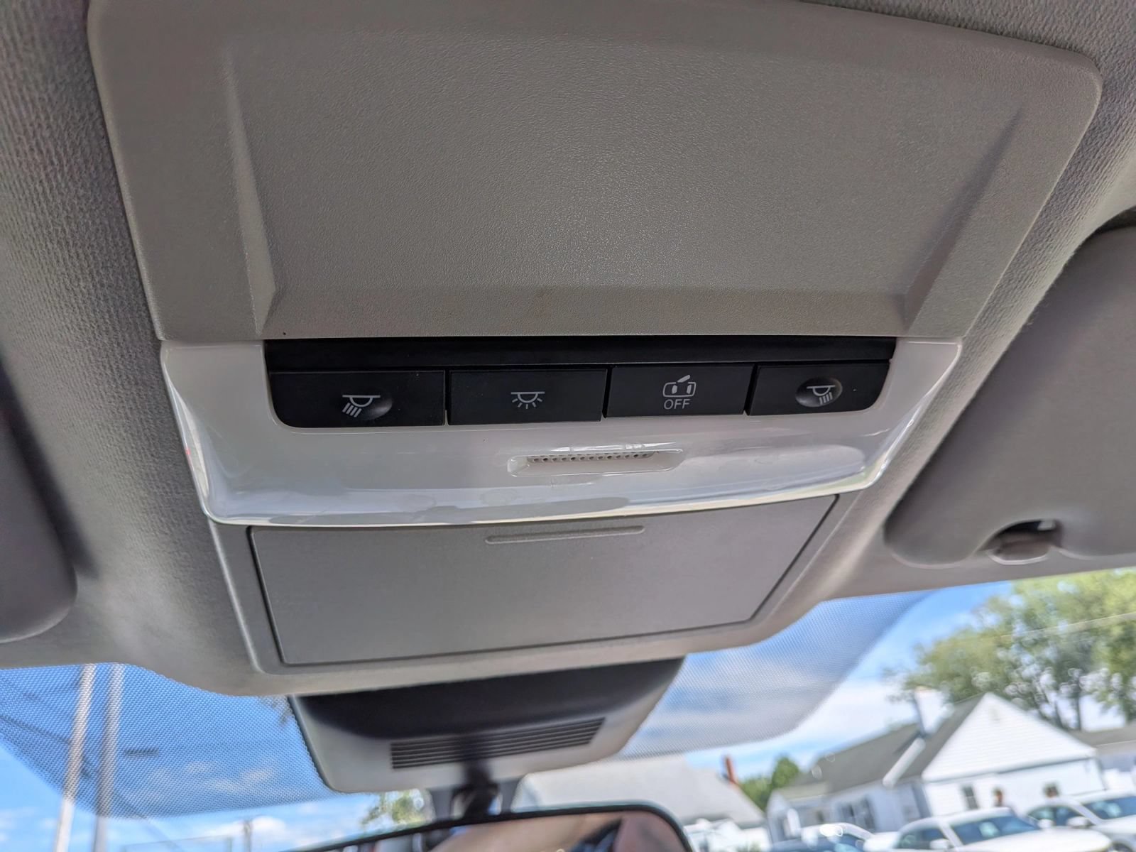 Used 2020 Nissan Sentra SV FWD image 30