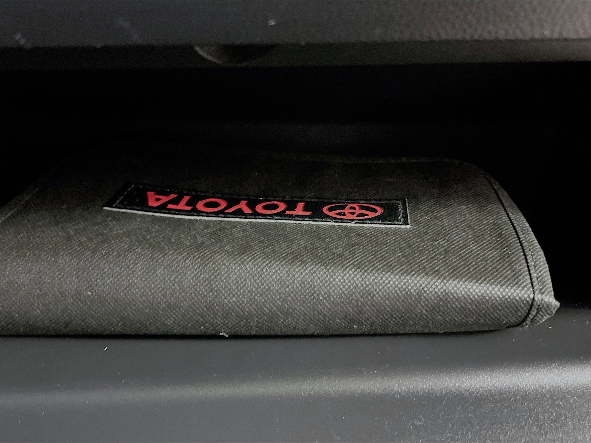 Used 2023 Toyota RAV4 XLE w/ Convenience Package image 35