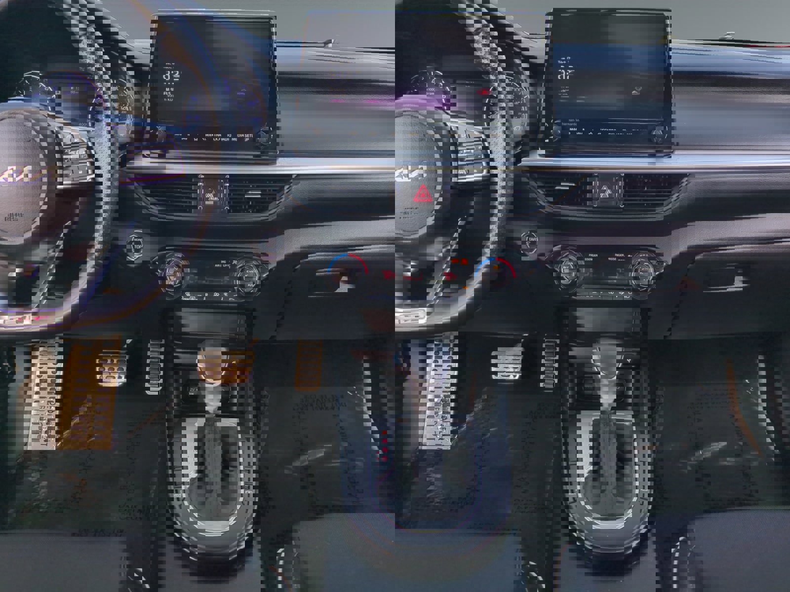 Used 2023 Kia Forte GT-Line w/ GT-Line Premium Package image 11