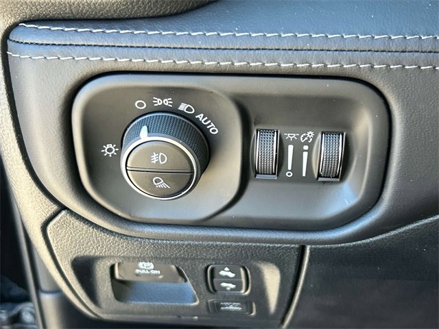 New 2026 RAM 1500 Limited image 28