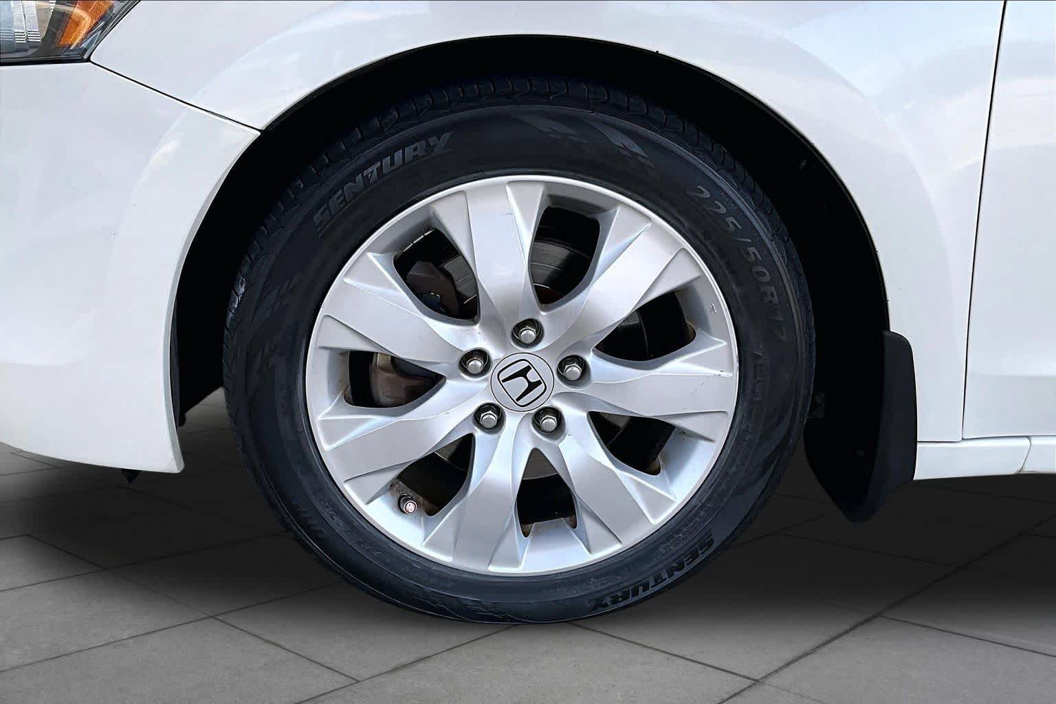 Used 2010 Honda Accord EX-L image 10