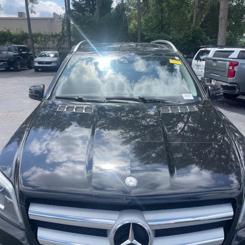 Used 2015 Mercedes-Benz GL 550 4MATIC image 14