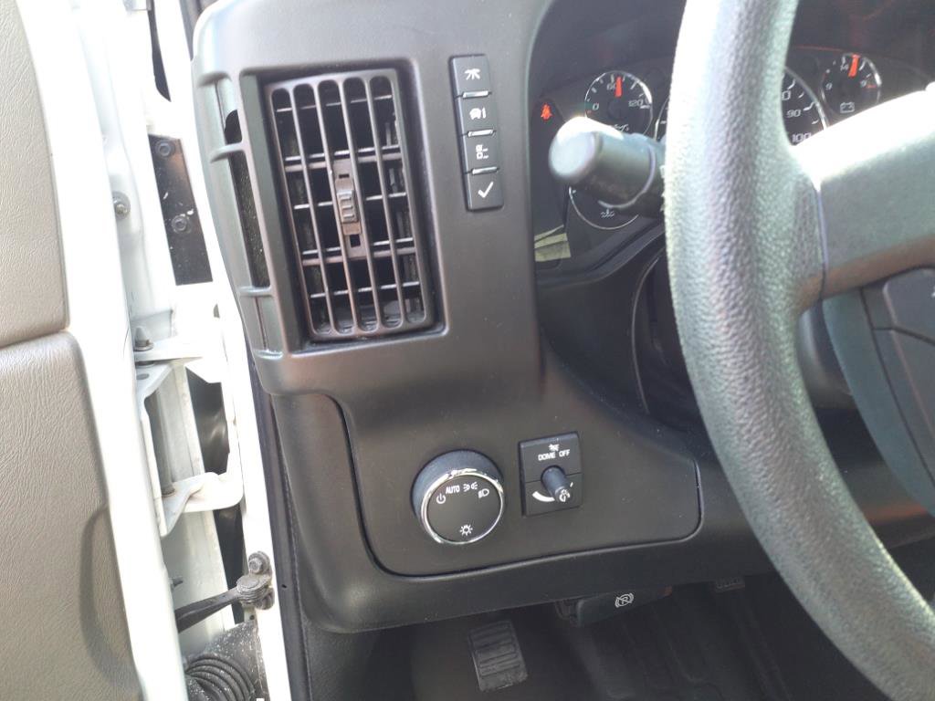 Used 2022 Chevrolet Express 2500 w/ Driver Convenience Package image 16