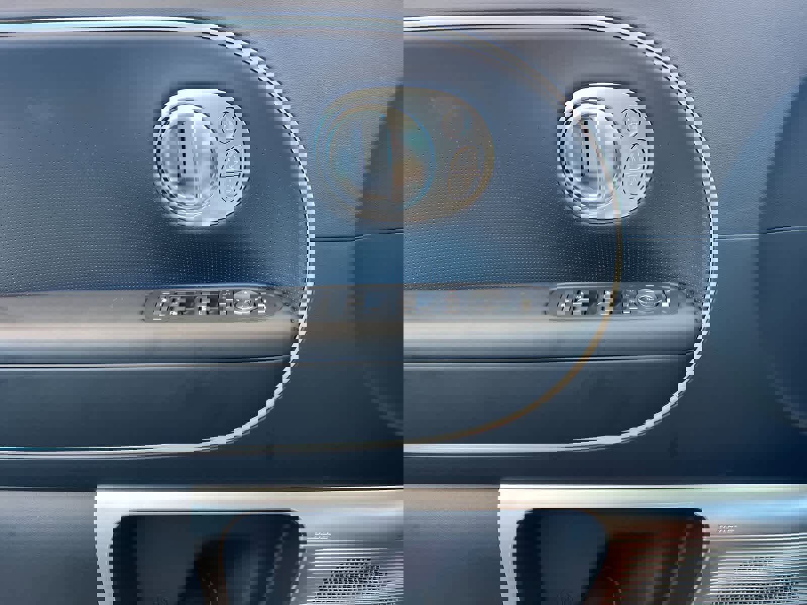 New 2026 Hyundai Ioniq 9 Calligraphy image 12