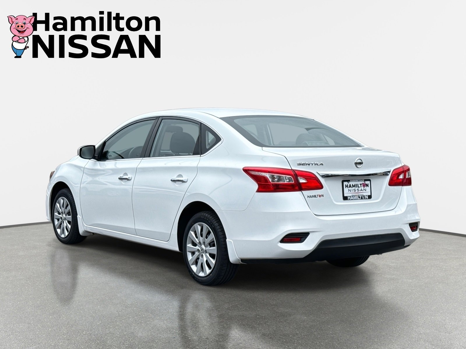 Used 2016 Nissan Sentra S image 4