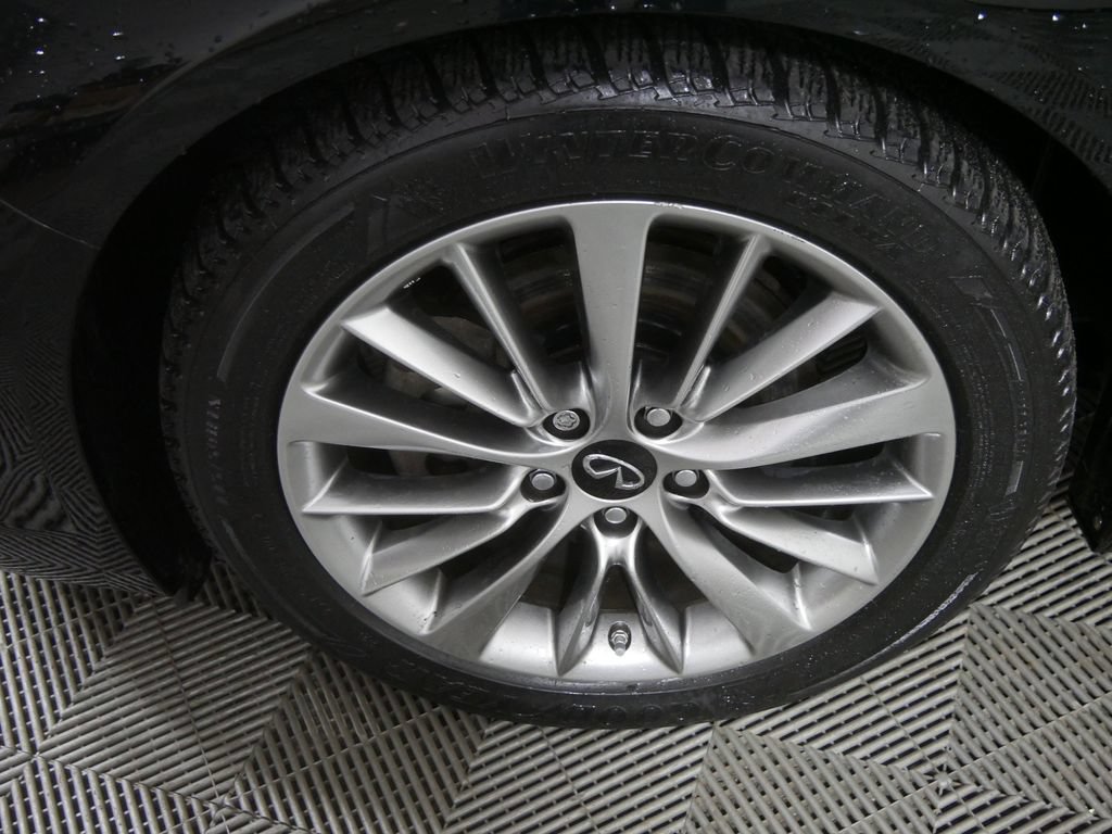 Used 2023 INFINITI Q50 Luxe AWD/4WD image 11