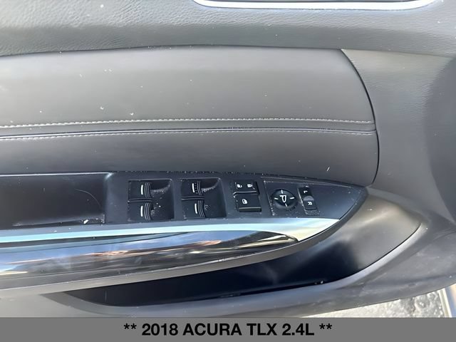 Used 2018 Acura TLX FWD image 14