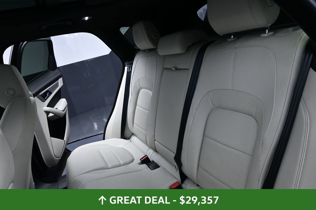 Used 2021 Jaguar F-PACE R-Dynamic S AWD/4WD image 29