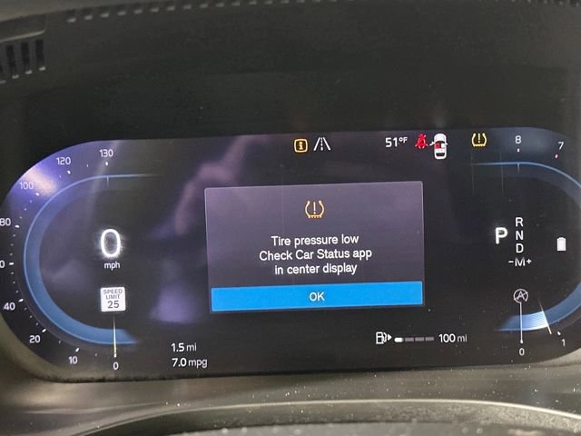 Used 2023 Volvo XC60 B5 Core image 17