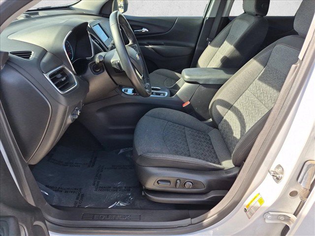Used 2024 Chevrolet Equinox LT AWD/4WD image 16