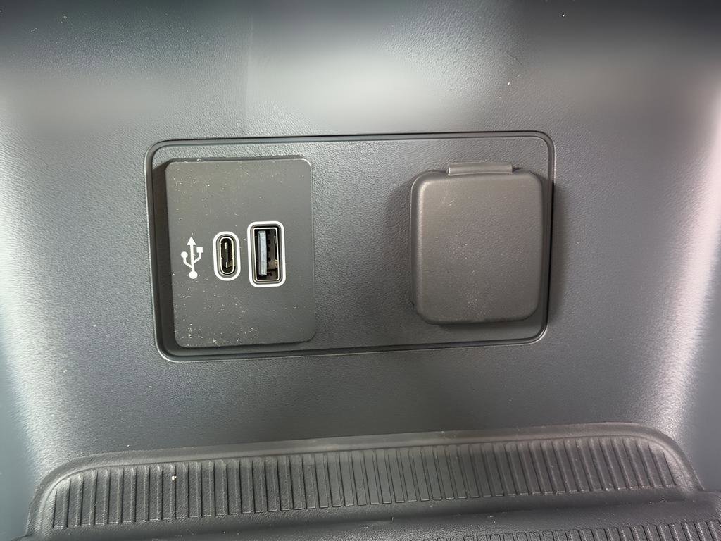 New 2026 Ford Explorer Active w/ Active Comfort Package AWD/4WD image 19