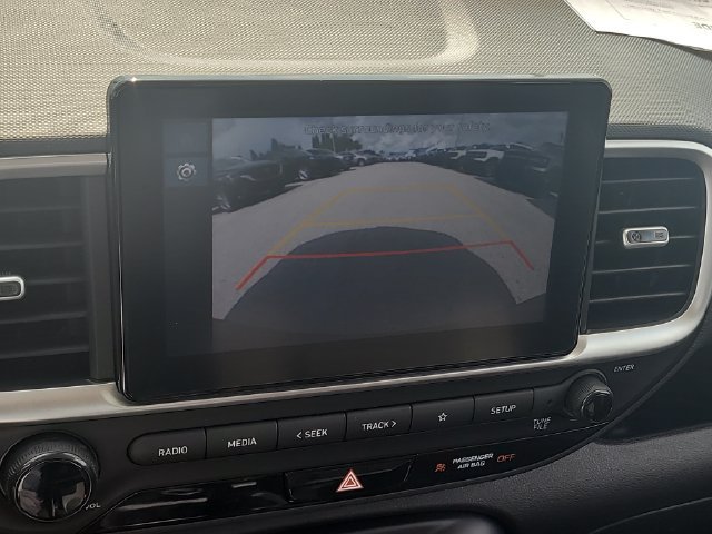 Used 2025 Hyundai Venue SEL FWD image 22
