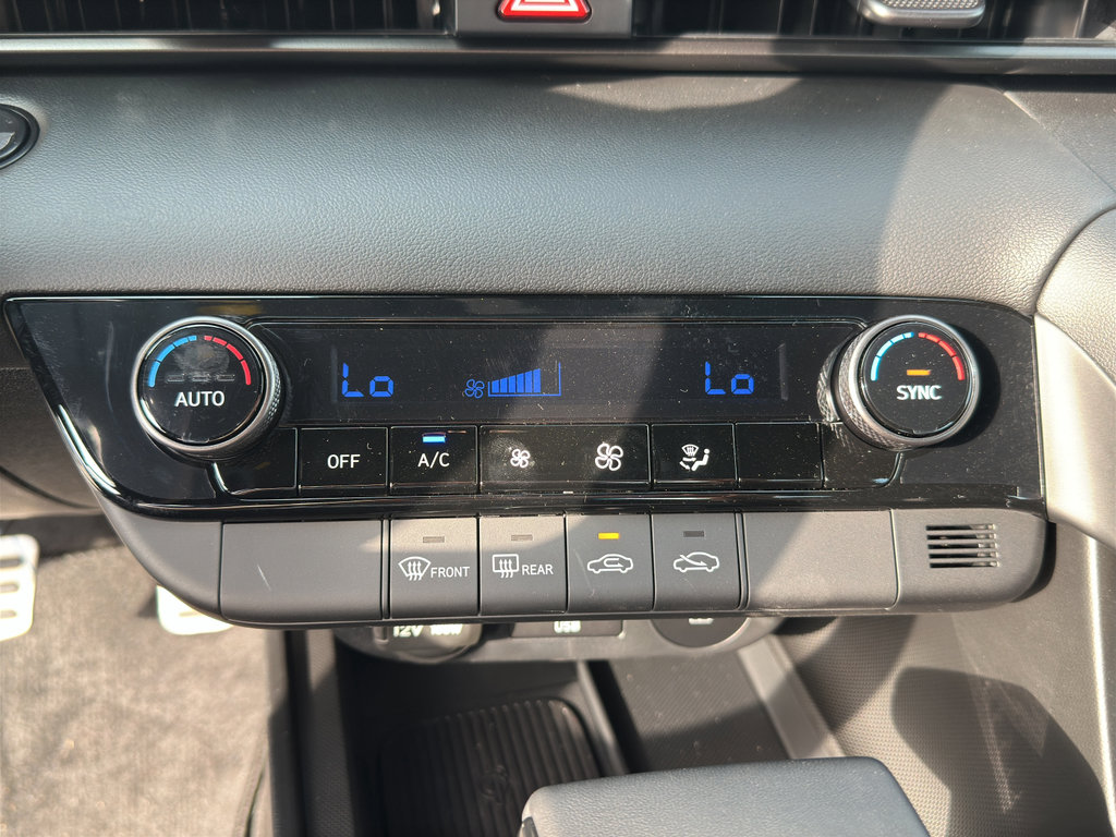 New 2025 Hyundai Elantra Sport image 21