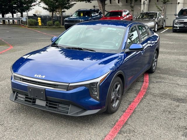 Certified 2025 Kia K4 LXS image 3