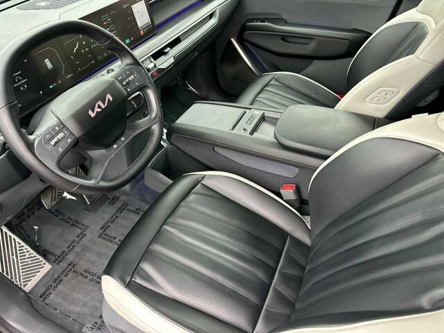 Used 2024 Kia EV9 GT-Line AWD/4WD image 10