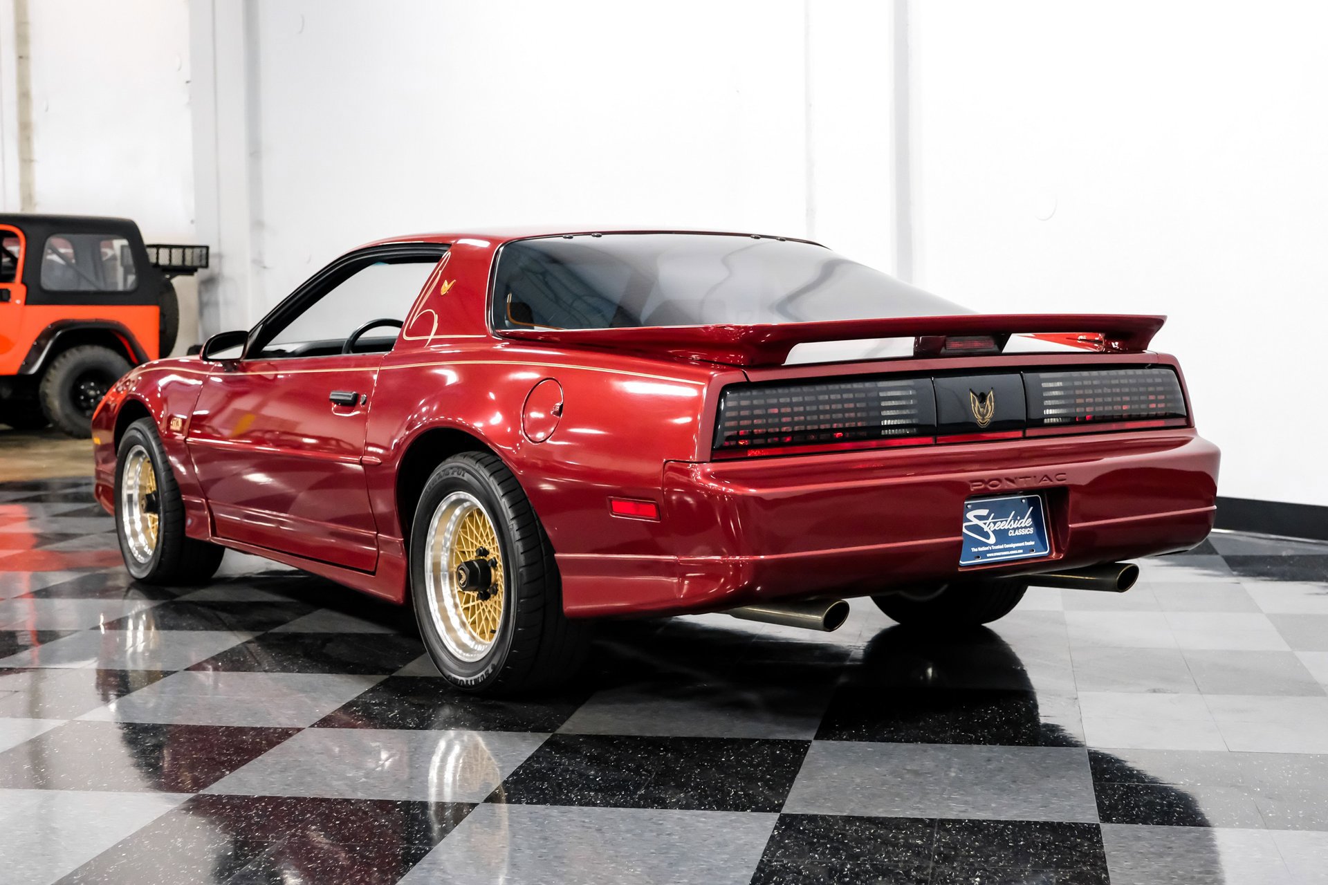 Used 1988 Pontiac Firebird Trans Am image 9