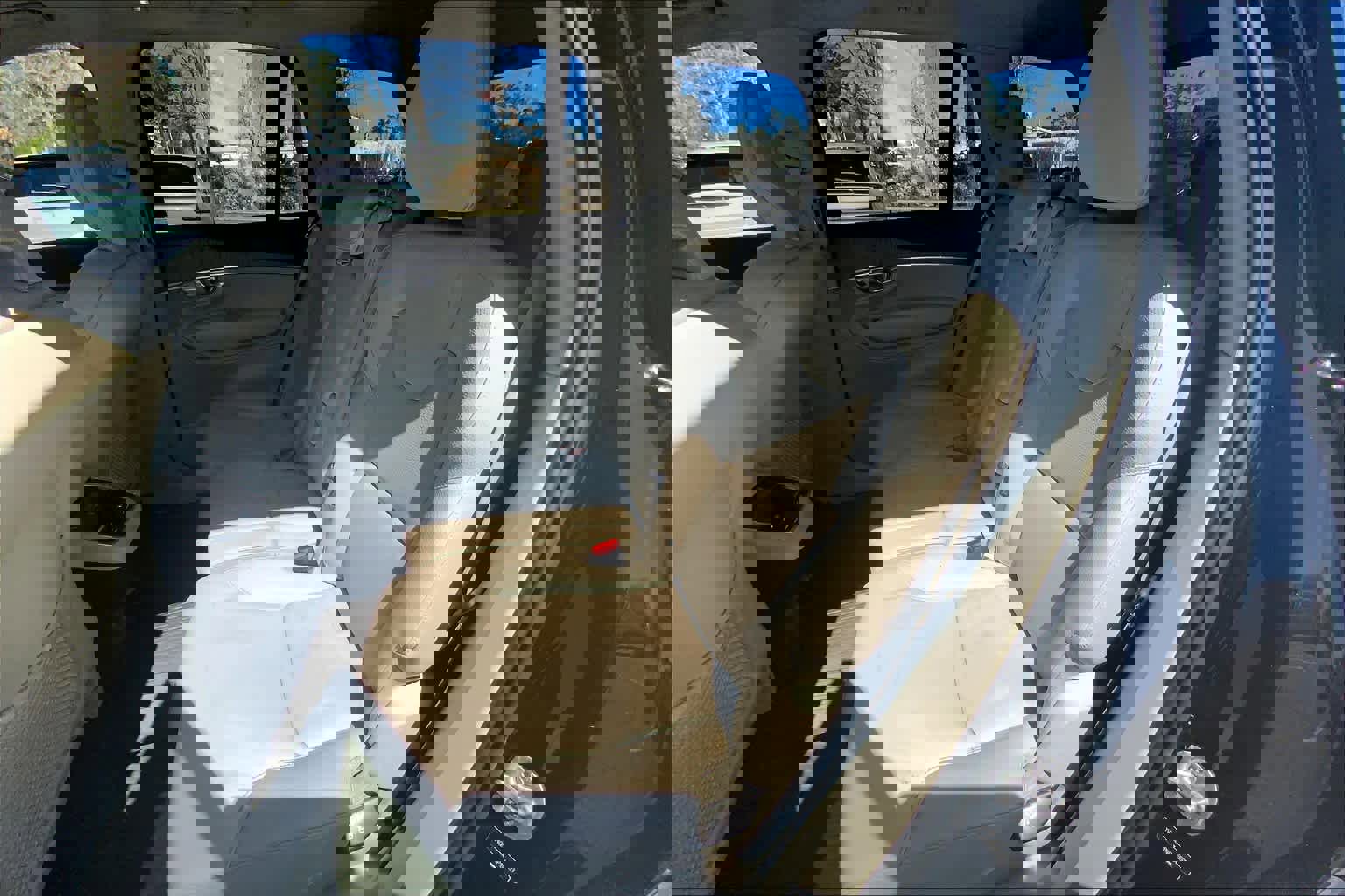 Certified 2023 Volvo XC90 B6 Plus w/ Protection Package image 19