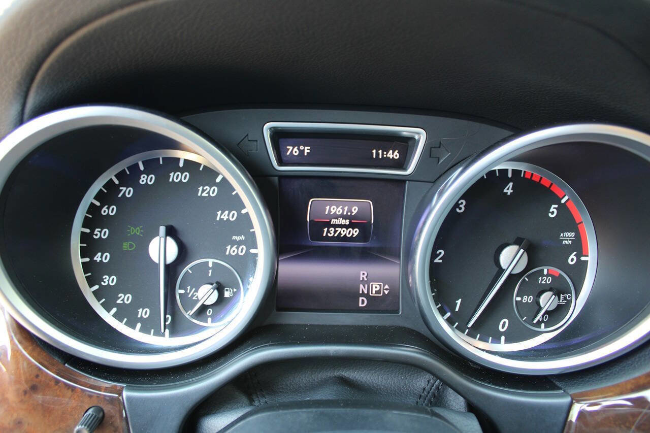 Used 2015 Mercedes-Benz GL 320 BlueTEC 4MATIC image 21