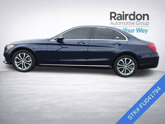 Used 2015 Mercedes-Benz C 300 4MATIC Sedan image 4