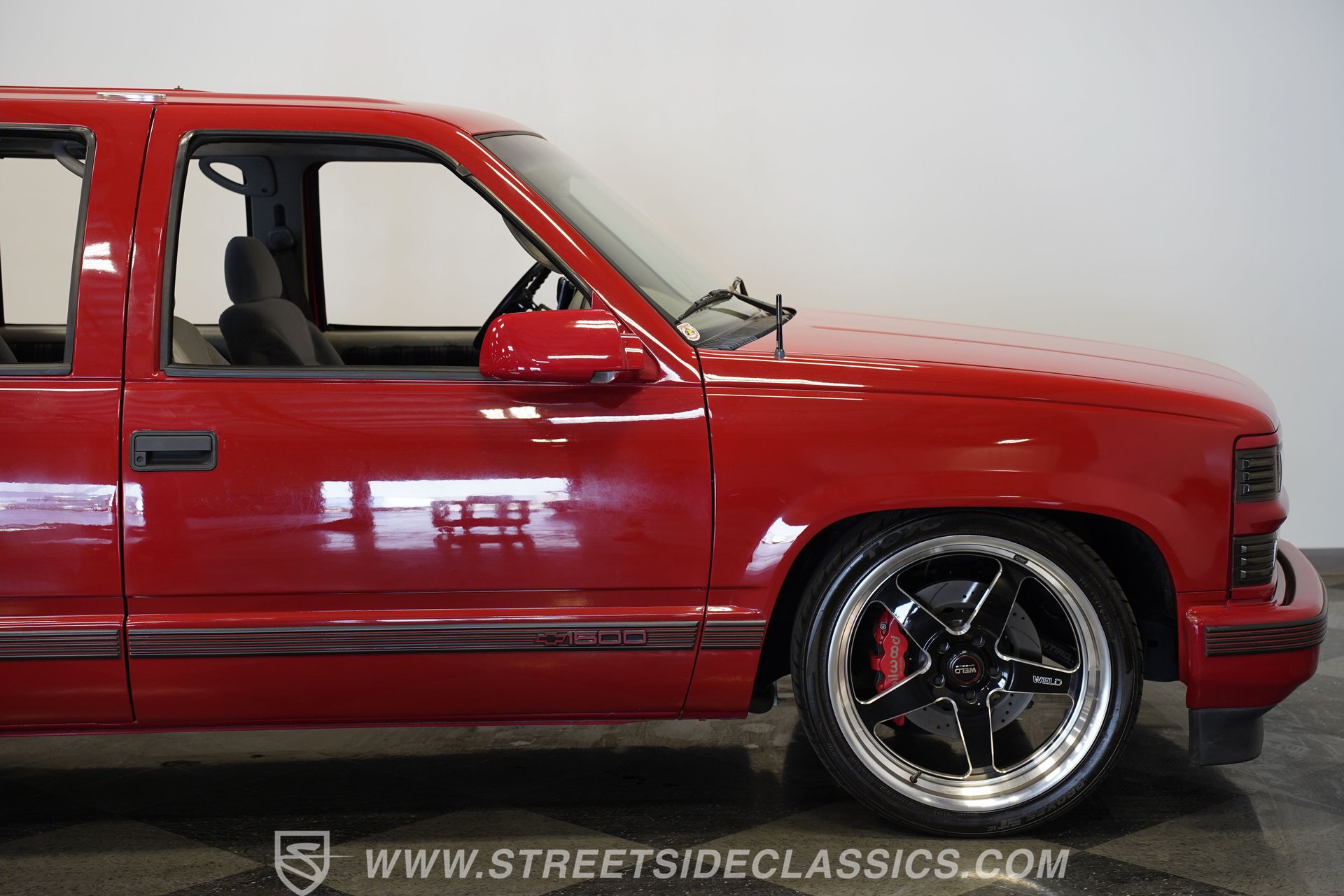 Used 1996 Chevrolet Suburban 2WD image 34