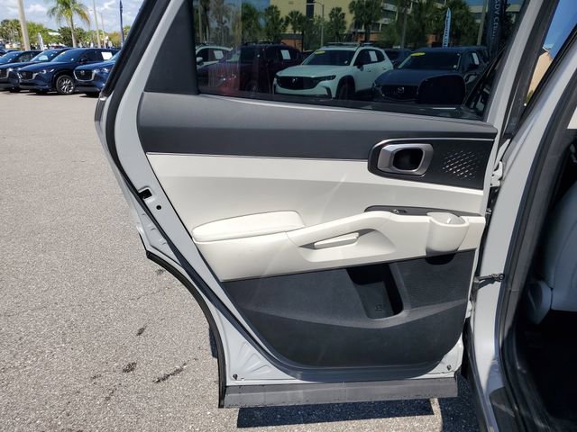 Used 2025 Kia Sorento S w/ Panoramic Sunroof Package image 14