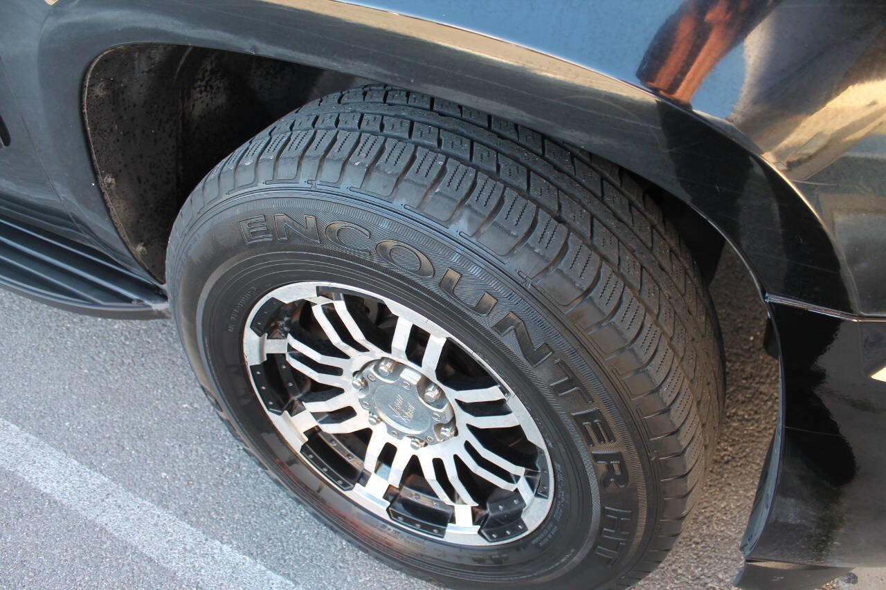 Used 2010 Chevrolet Tahoe LS image 10