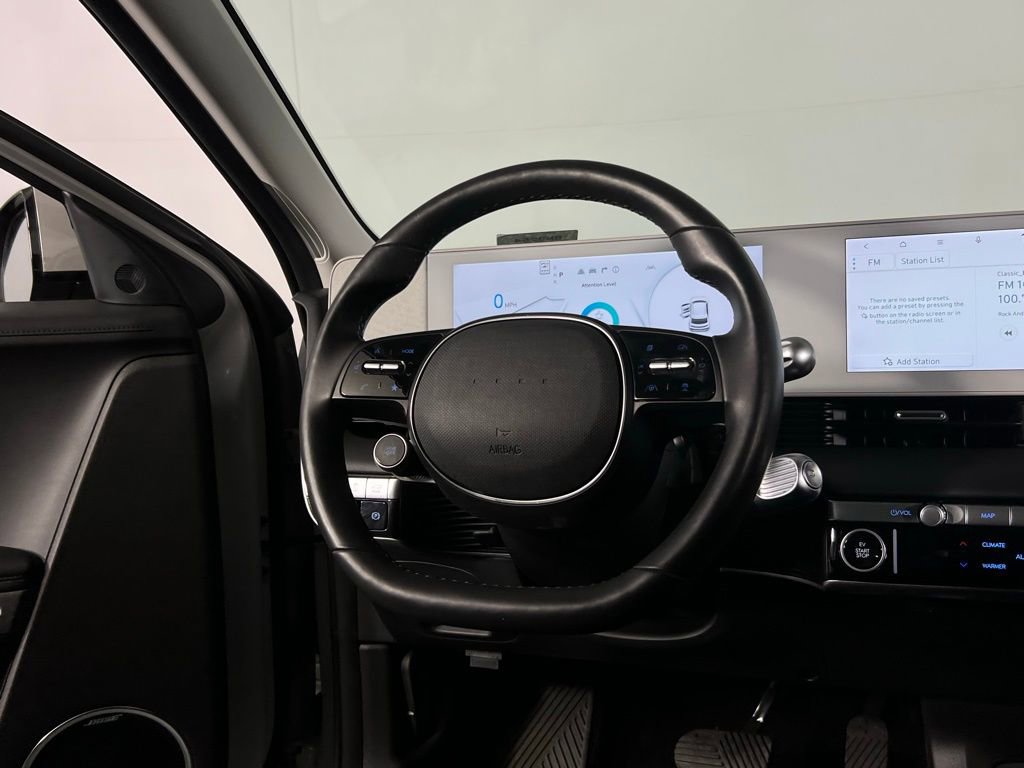 Used 2023 Hyundai Ioniq 5 Limited image 15
