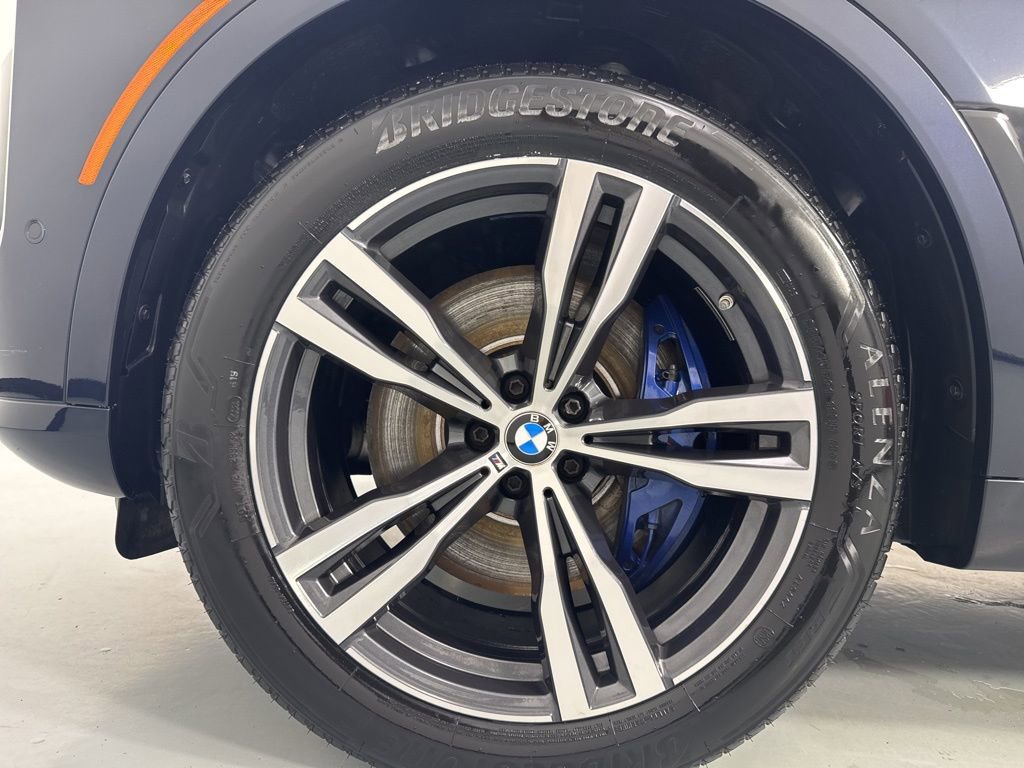 Certified 2024 BMW X7 xDrive40i w/ M Sport Package image 10