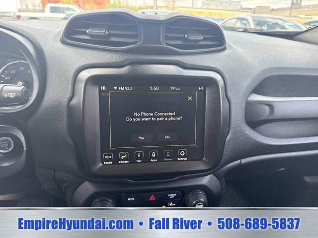 Used 2023 Jeep Renegade Latitude AWD/4WD image 21