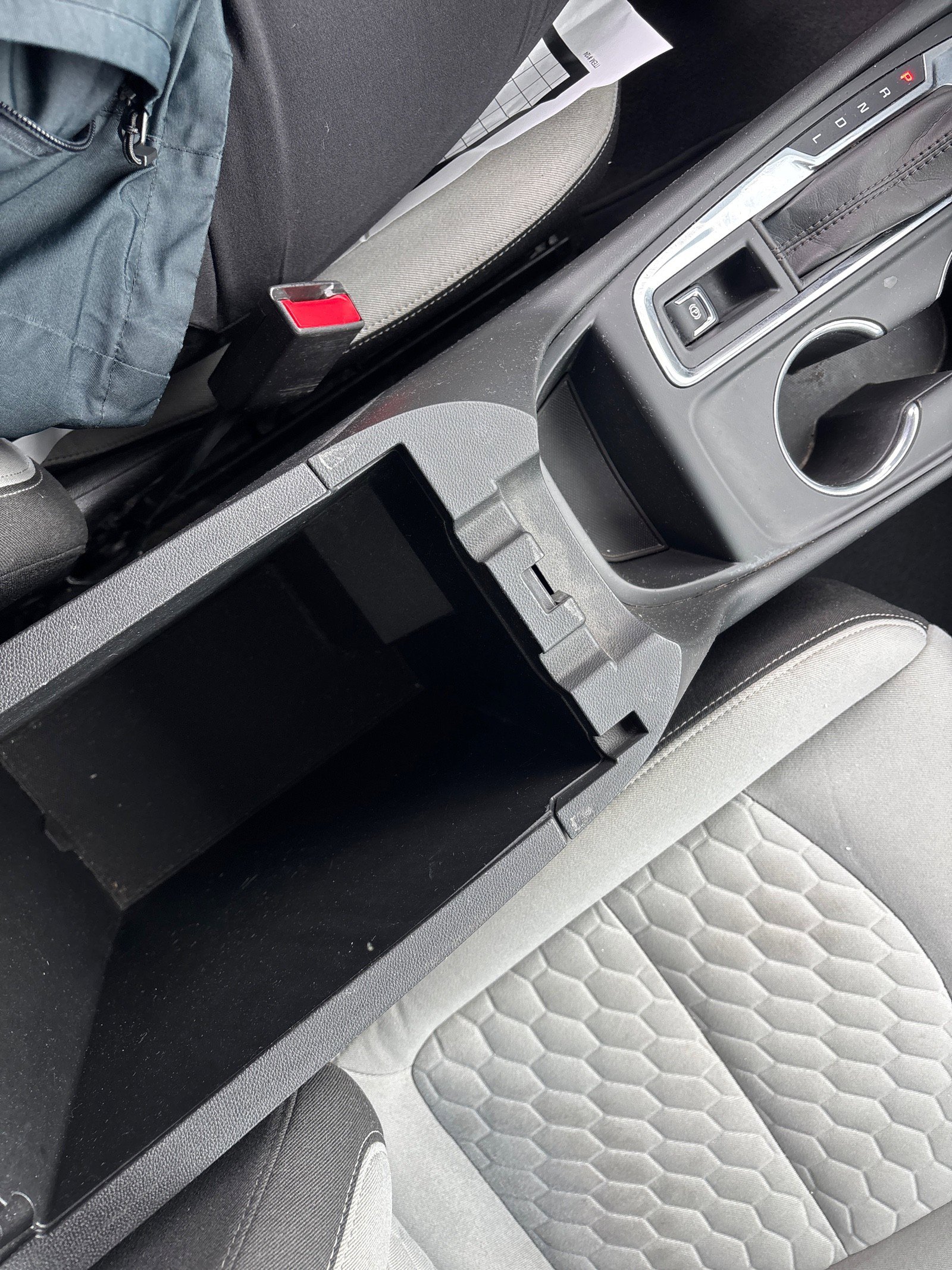 Used 2018 Chevrolet Equinox LT image 23