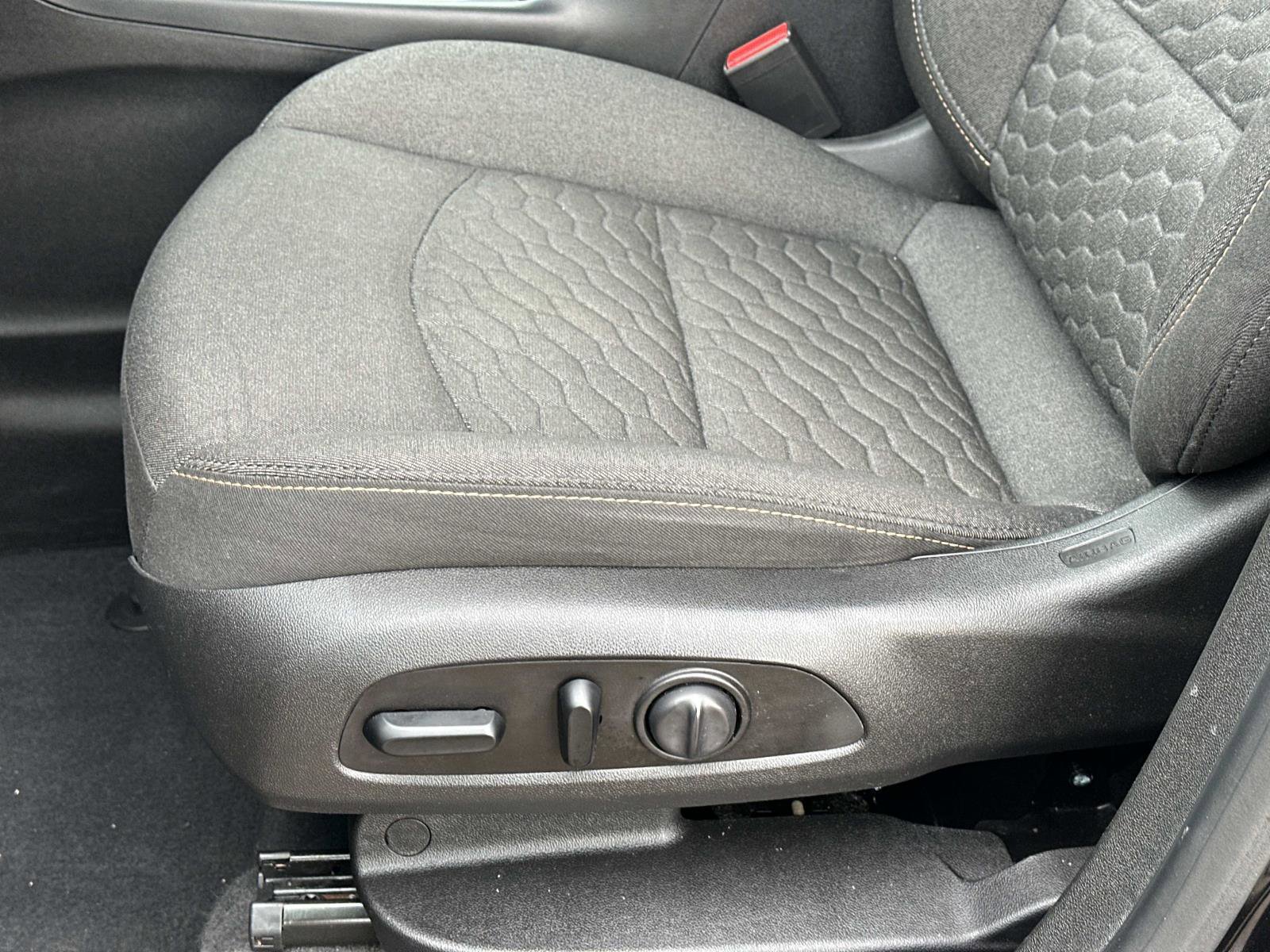 Certified 2019 Chevrolet Equinox LT image 16