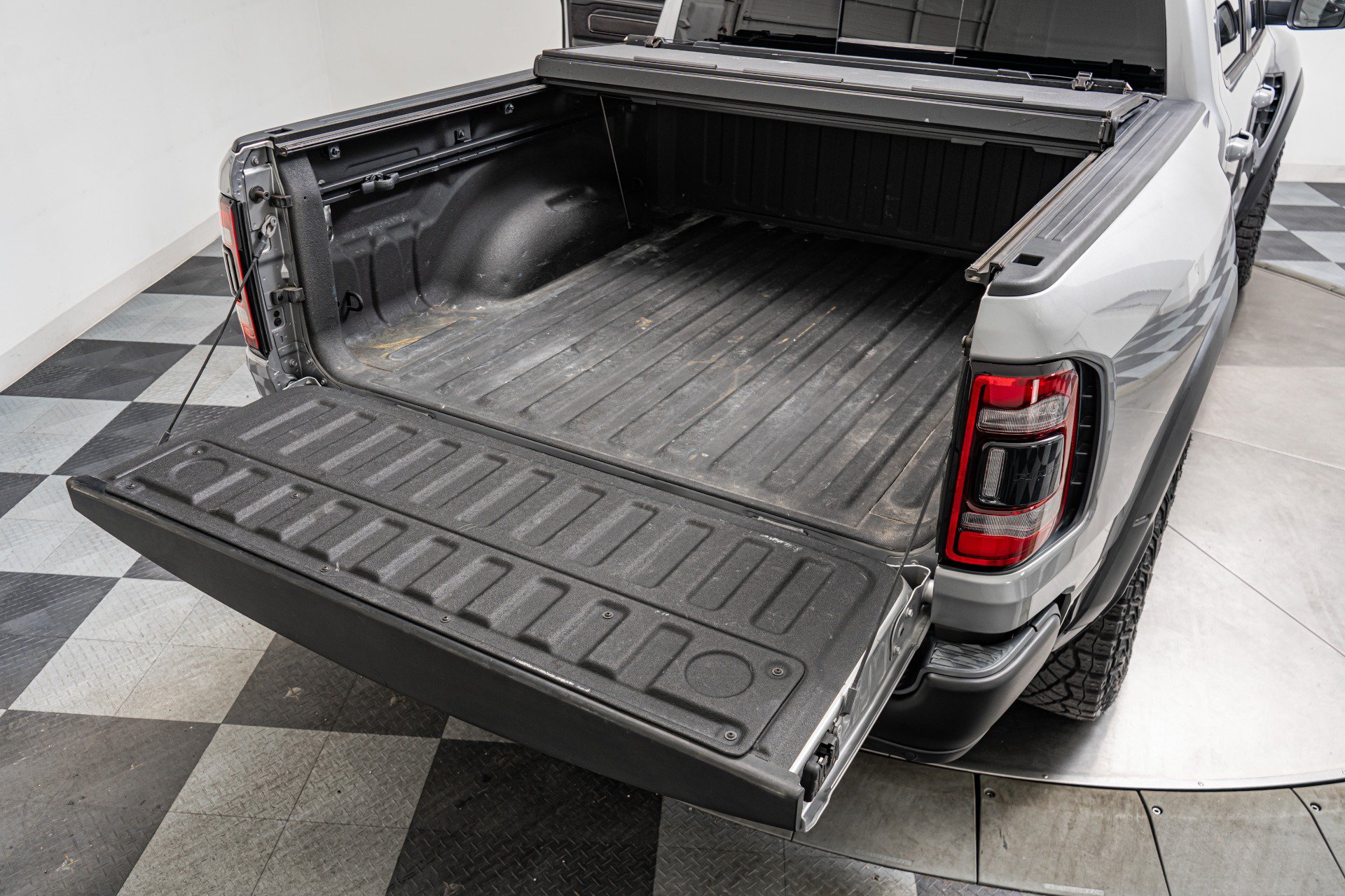 Used 2022 RAM 1500 TRX w/ TRX Level 2 Equipment Group AWD/4WD image 19