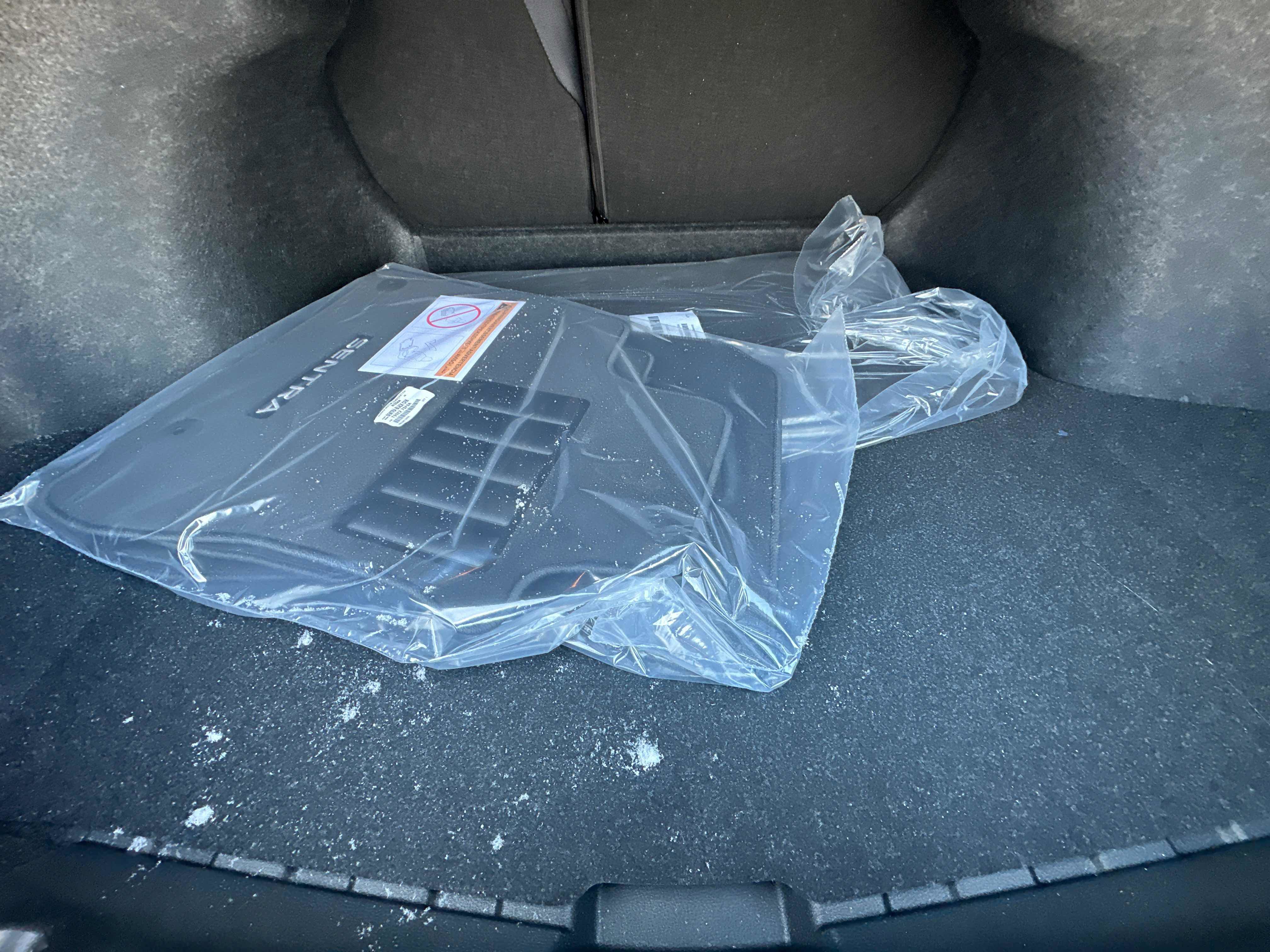 New 2026 Nissan Sentra SR w/ SR Premium Package FWD image 17