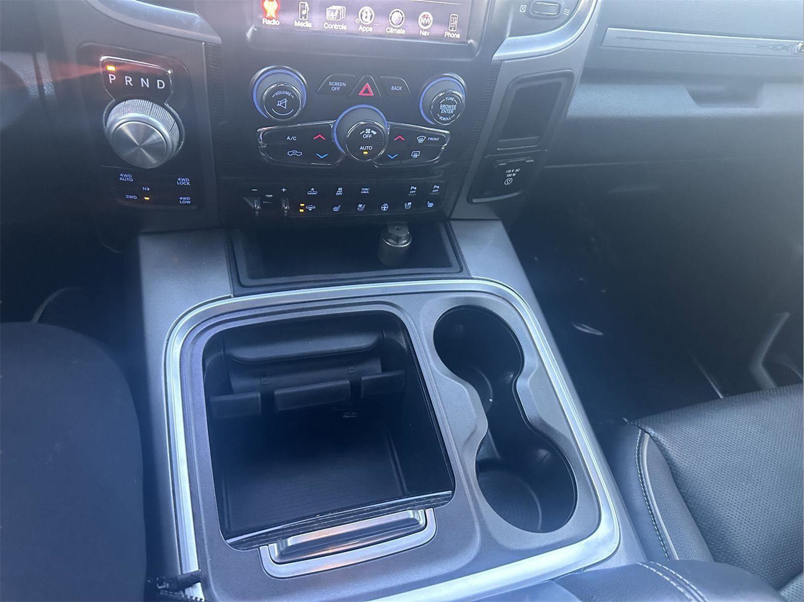 Used 2017 RAM 1500 Limited image 13