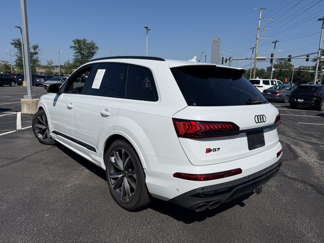 Used 2023 Audi SQ7 Prestige w/ Prestige Package AWD/4WD image 3